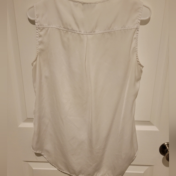 NY&C Sleeveless Women's White Tank size medium - Picture 2 of 2
